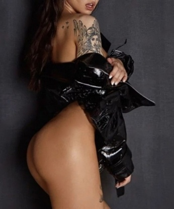 Олеся, 20 лет, 1 размер груди